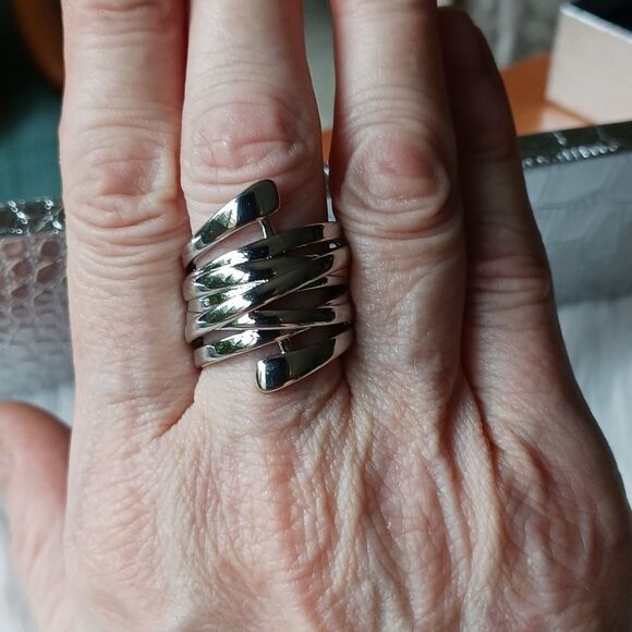 Sterling Silver Wide Stacked Ring - Size 7 and 8 - Picture 3 of 12